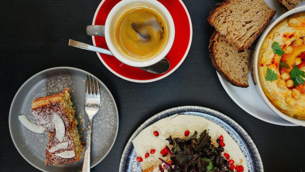 Australian Cake Serving Suggestions