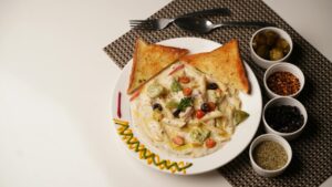 Read more about the article Donkey Sauce A Famous Creamy Garlic Sauce Explained